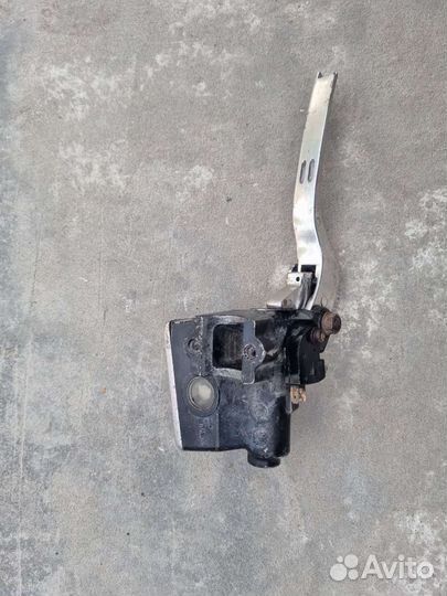 Машинка переднего тормоза Suzuki GSR600 GSR400