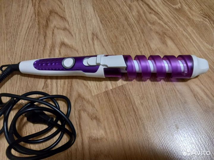 Щипцы для завивки волос новые