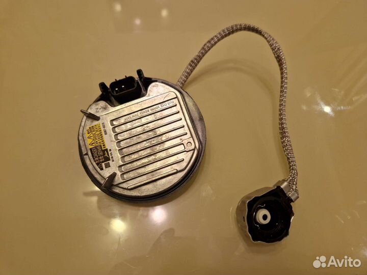 Блок розжига ксенона Toyota Lexus ddlt004 новый