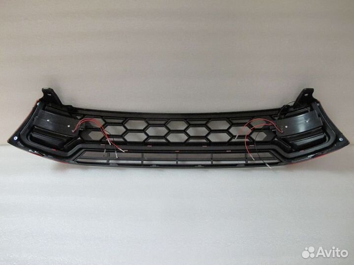 Toyota Hilux Pick Up 2015+ Решетка с дхо E4ZS5