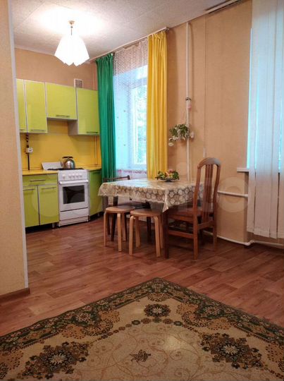 2-к. квартира, 43 м², 1/5 эт.