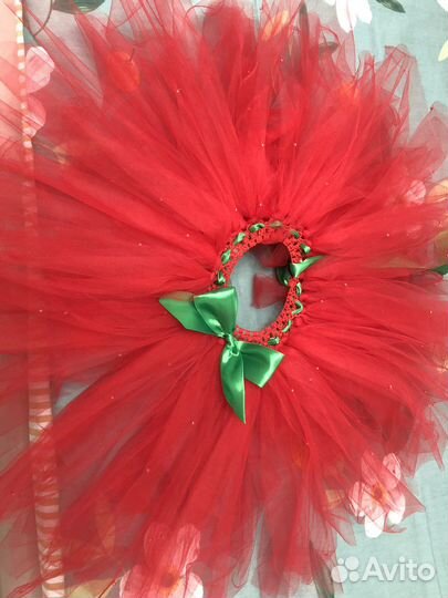 Костюм клубнички