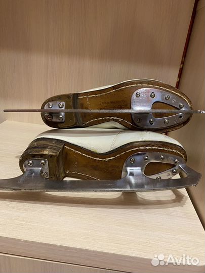 Коньки фигурные Скороход, 1988г., 35 разм