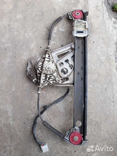 Стеклоподъёмник задний правый Mercedes W220