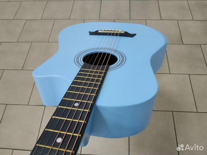 Гитара акустическая новая