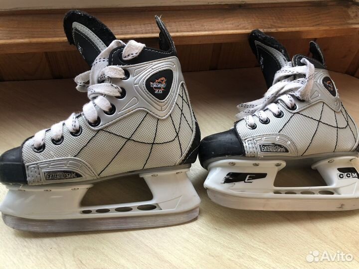 Коньки хоккейные ссм