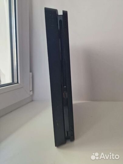 Игровая приставка ps4 slim 1tb