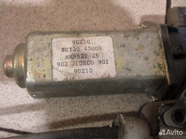 Стеклоподъемник электр. передний правый Nissan Ma