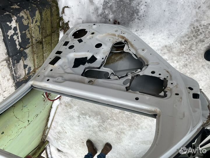 Дверь задняя левая веста св кросс