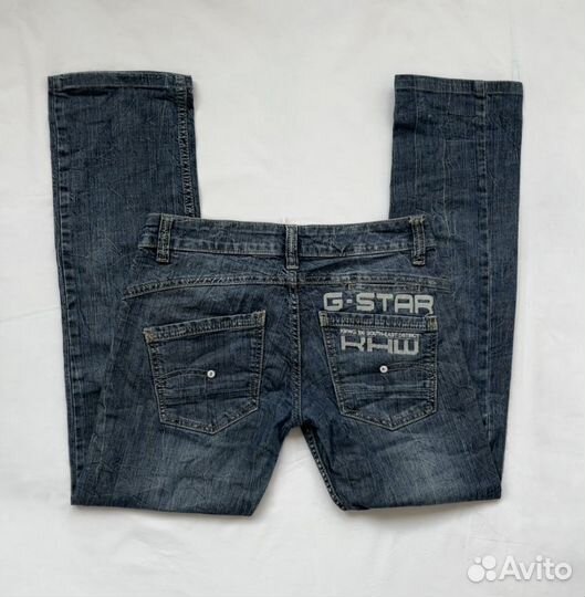 Джинсы на доставке