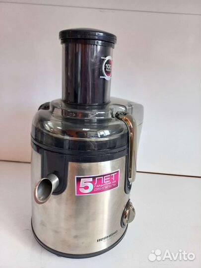 Мощная соковыжималка Redmond