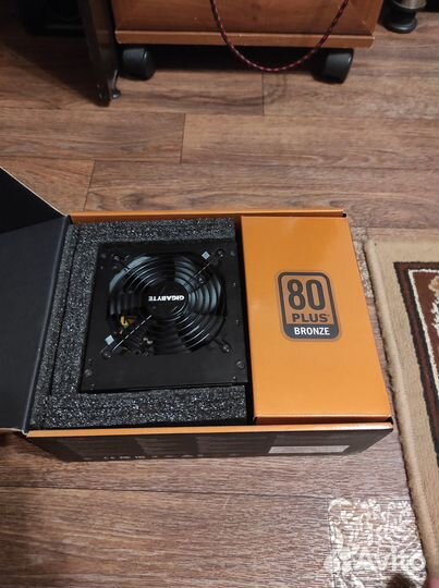 Блок питания 700w Gigabyte b700h