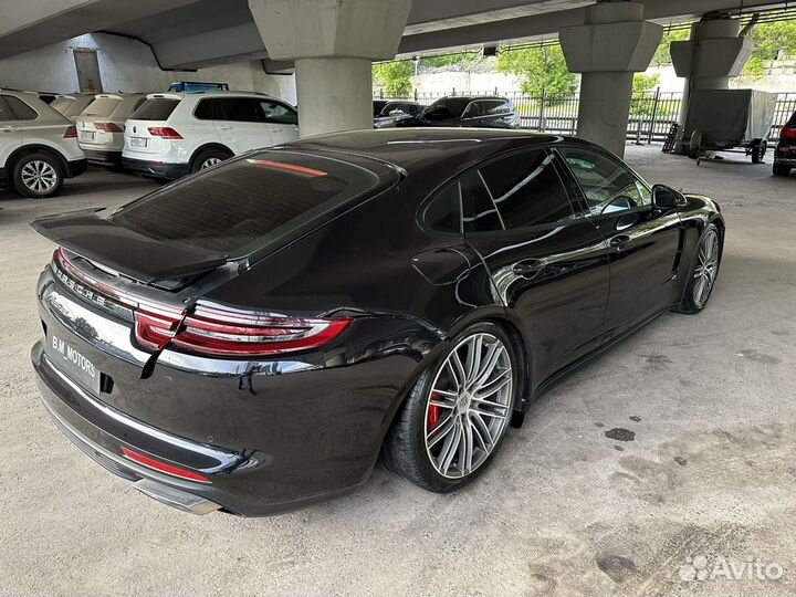 Porsche Panamera 4 3.0 AMT, 2018, битый, 83 000 км