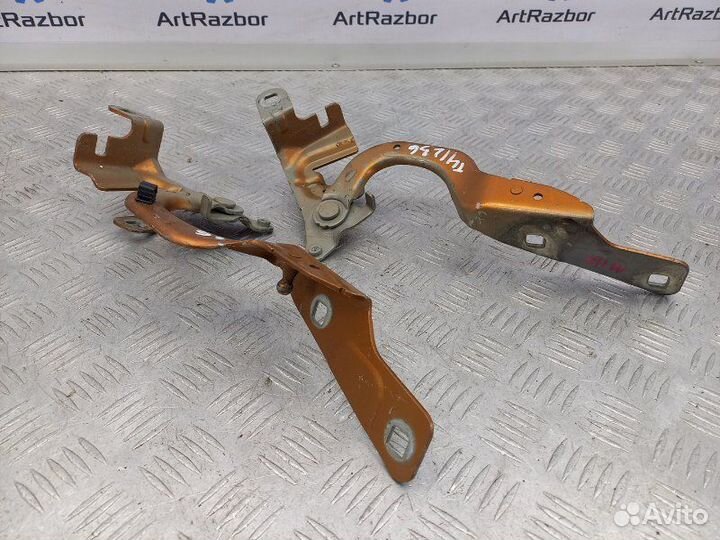 Петля капота (пара) Renault Kaptur J5 1.5 K9KE638