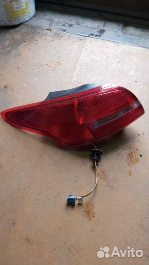 Задняя фара ford focus 3