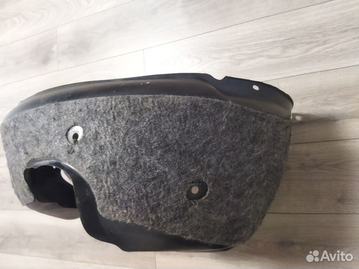 Подкрылки передние с шумоизоляцией