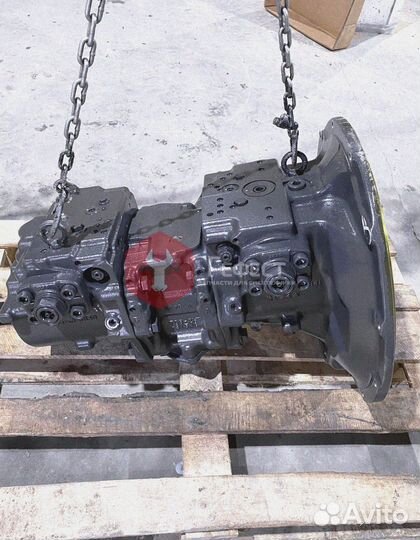 Основной насос Komatsu PC400LC-6