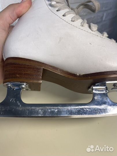 Коньки для фигурного катания Graf Ace