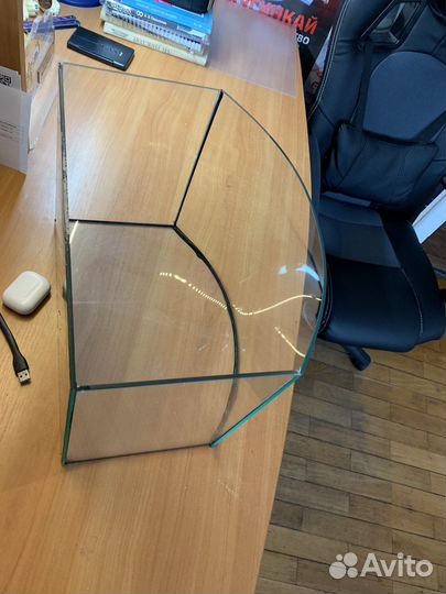 Аквариум полукруглый