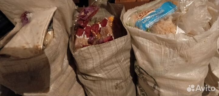 Хлеб на корм животным