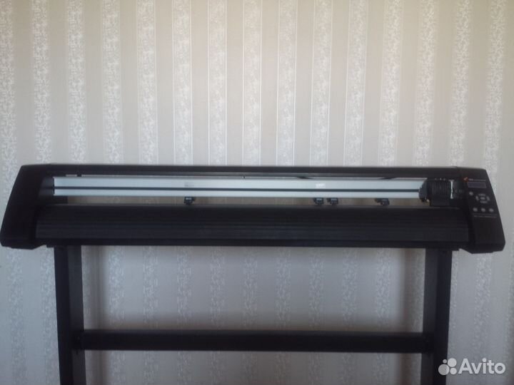 Режущий плоттер