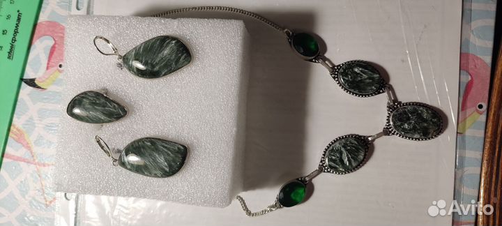 Комплект из серафинита