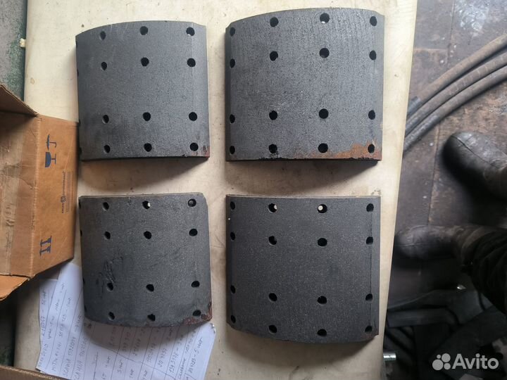 Тормозная накладка Scania 1516501