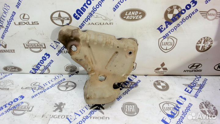 Экран тепловой выпускного коллектора Renault Sande