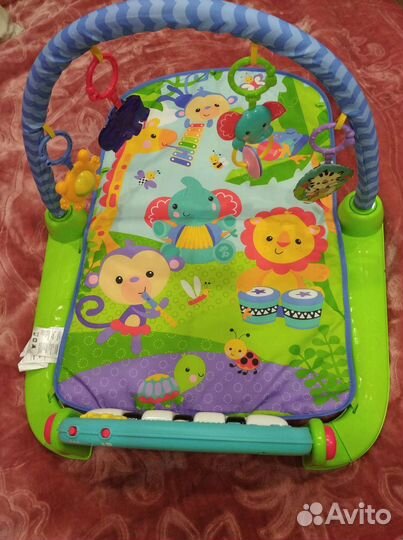 Развивающий коврик с пианино