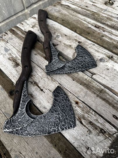 Топор Сварог 