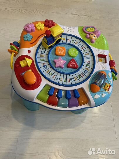 Развивающий музыкальный столик