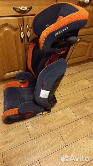 Автокреслa 15-36кг Recaro Monzo 2 Seatfix Germany