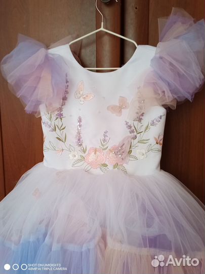 Детское нарядное платье размер 128-134