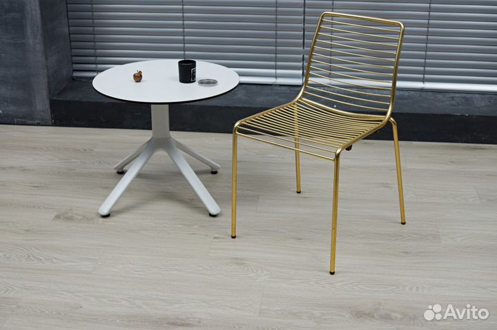 Плитка виниловая