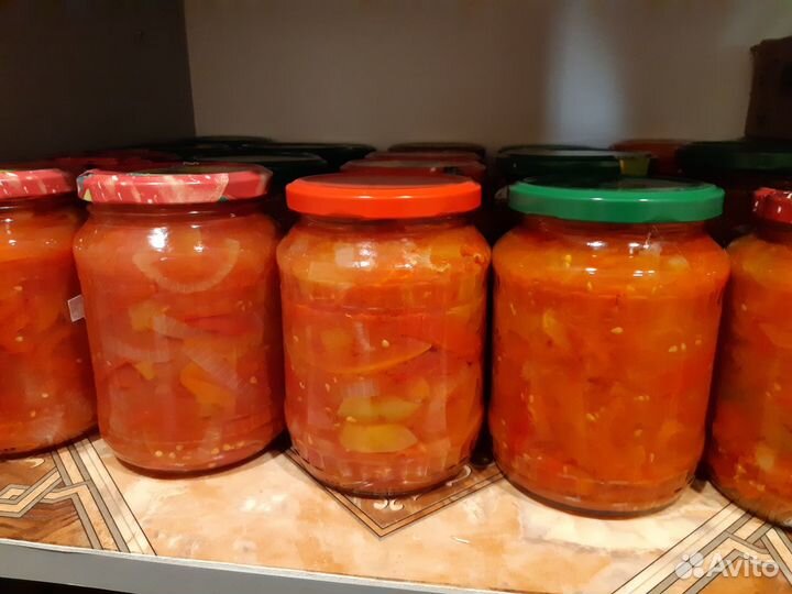 Домашние заготовки:огурцы, помидоры, варенье,грибы