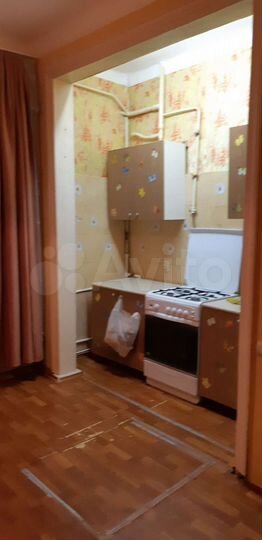 2-к. квартира, 60 м², 1/4 эт.