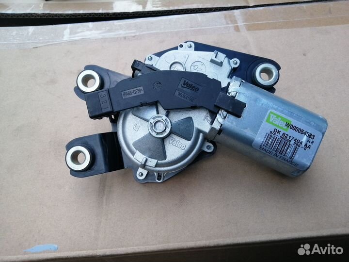 Мотор заднего стеклоочистителя Range Rover Sport 2