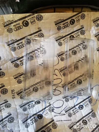 Стёкла фар ауди 80 б2 дорестайлинг