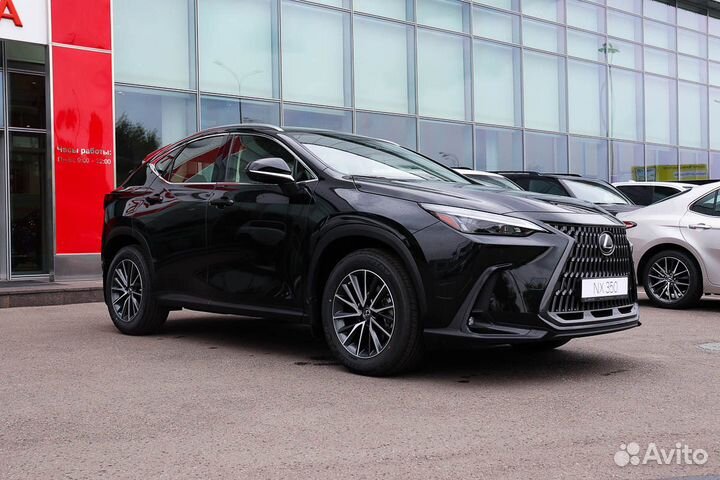 Lexus NX 2.5 AT, 2024