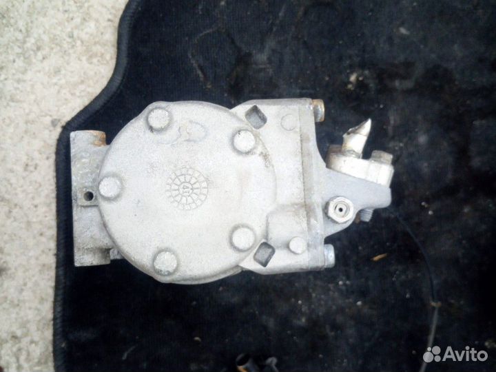 Компрессор кондиционера Мазда форд