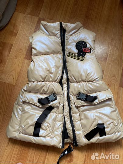 Жилетка на девочку