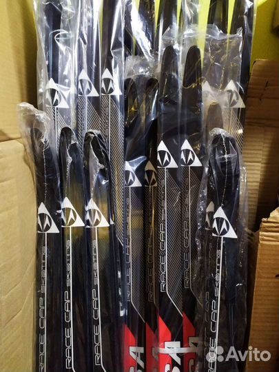 Беговые лыжи Tisa Race Cap Skating