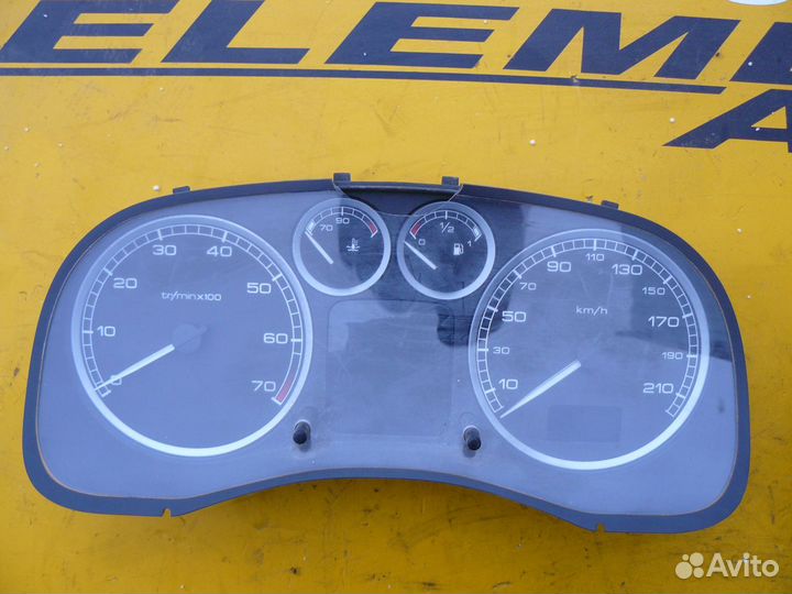 Щиток приборов для Peugeot 307