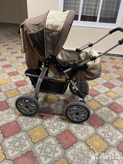 Зимняя детская коляска