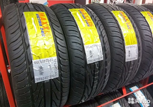 Maxxis MA-Z4S Victra 245/40 R20