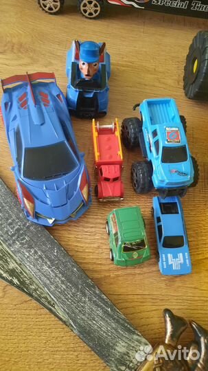 Детские игрушки машинки для мальчика