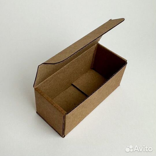 Коробки Лариса