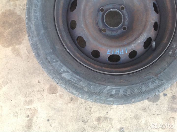 Колесо Пежо Партнёр Goodyear Cargo 205 65 R15C