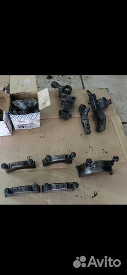 Двигатель Рено в разборе