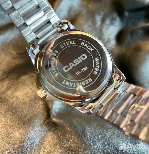 Часы Casio